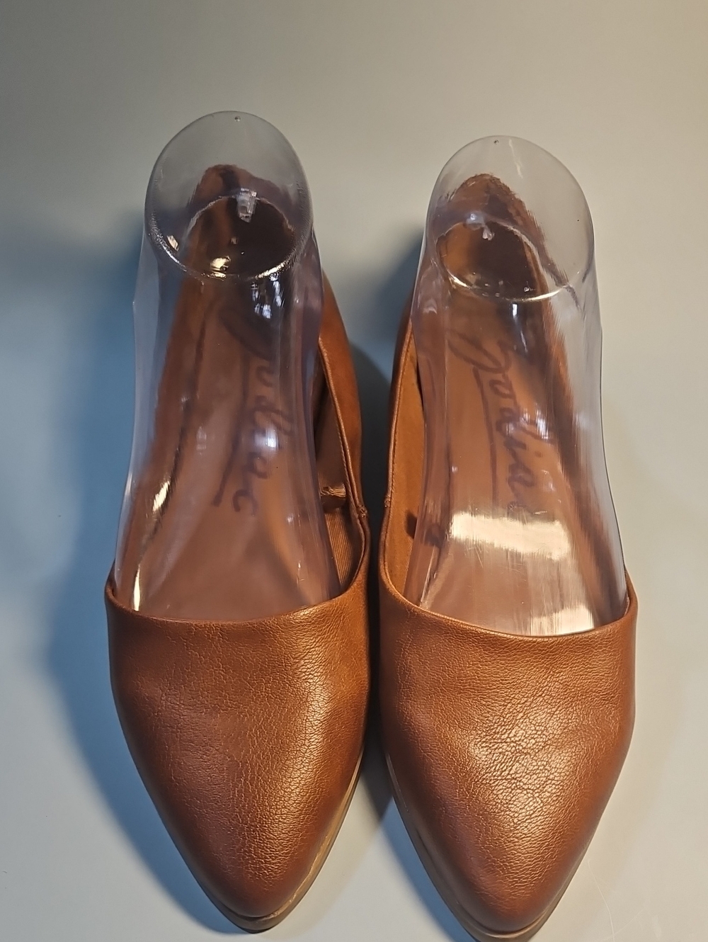 Zodiac Women's Tan Pointed-Toe Leather Flats Bin 12 - Picture 2 of 6